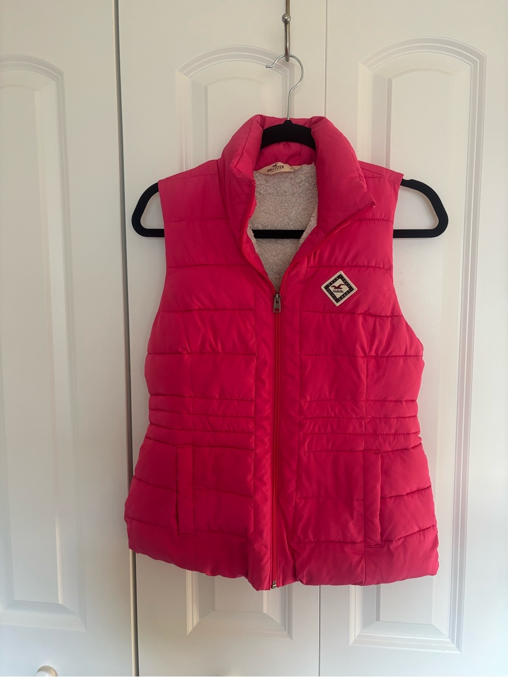 Hollister Hot Pink Sherpa Lined Puffer Vest Y2K Size S Detail